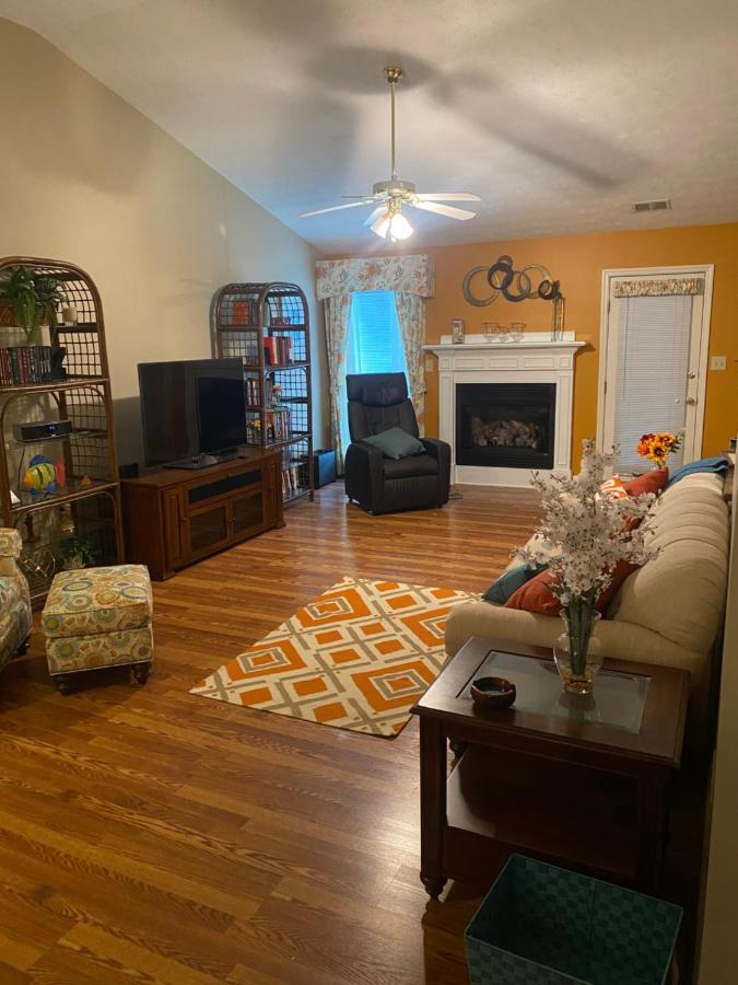 Whitfield Manor Lexington